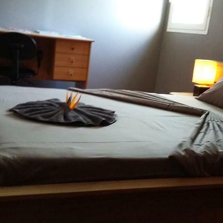 Le Colibri Bed & Breakfast Le Dix-Septieme ภายนอก รูปภาพ
